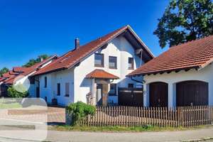 Viel Platz und Luxus für die ganze Familie! – Die vollständige Adresse der Immobilie erhältst du vom Anbieter., 84562 Mettenheim – Vorschaubild 2