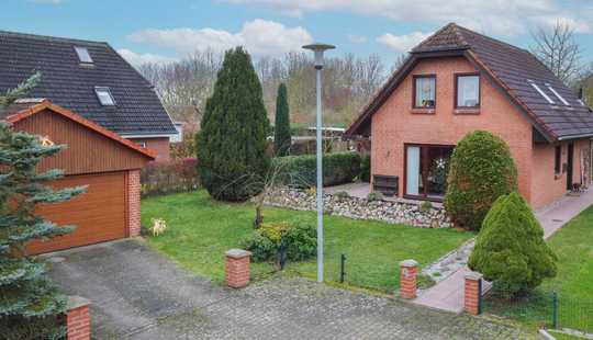 Bild von Familienoase zwischen Wismar und Schwerin: Schönes EFH mit gepflegtem Garten und einer Garage