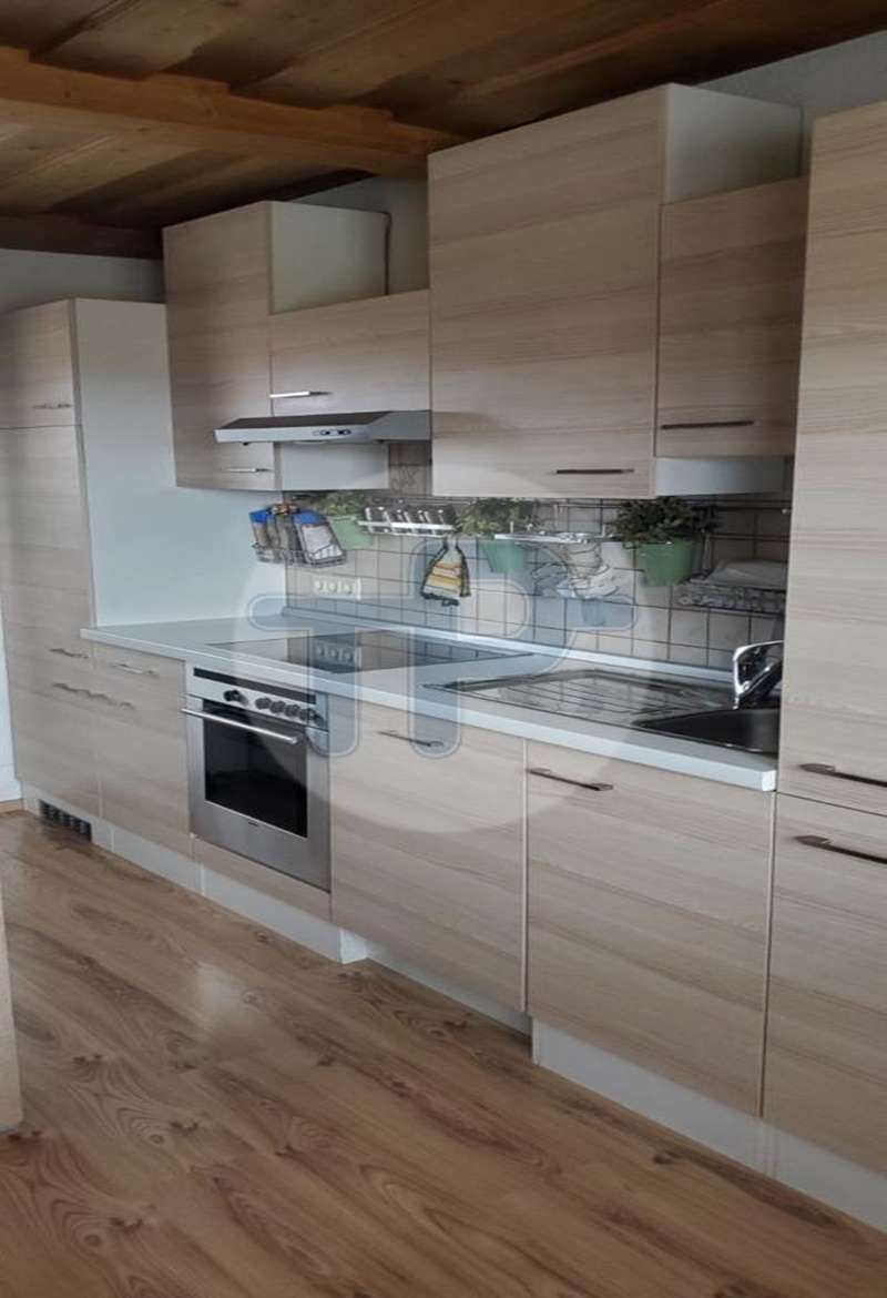 Immobilie in Röhrnbach - INVESTOREN UND ANLEGER AUFGEPASST!
ANWESEN - BESTEHEND AUS BUNGALOW U. ZWEIFAM. HAUS - Bild 1