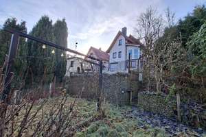 In schöner Ortsrand-/ Aussichtslage: Gepfl. EFH, u. a. mit Wintergarten, Kaminofen, Fußbodenheizung – Alte Weinstraße 33, 98554 Benshausen – Vorschaubild 104
