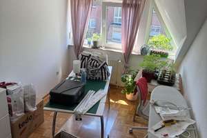 Familienfreundliches 4-Zimmer-Haus mit Terrasse und Garage, Haustiere willkommen! – Die vollständige Adresse der Immobilie erhältst du vom Anbieter., 31582 Nienburg (Weser) – Vorschaubild 9
