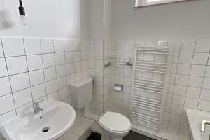 Renovierte Wohnung in Garath - Ab sofort frei ! – Thomas-Dehler-Straße 5, 40595 Garath, Düsseldorf – Vorschaubild 8