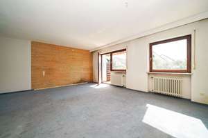 Sanieren, einziehen, wohlfühlen: Familienhaus nahe Pellerschloss – Die vollständige Adresse der Immobilie erhältst du vom Anbieter., 90475 Fischbach, Nürnberg – Vorschaubild 2