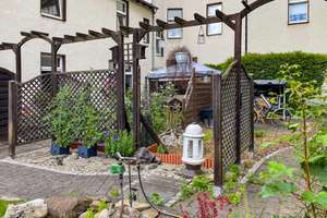 Traumhaftes Mehrfamilienhaus mit herrlichem Innenhof und Entwicklungspotenzial! – Die vollständige Adresse der Immobilie erhältst du vom Anbieter., 45327 Schonnebeck, Essen – Vorschaubild 2
