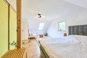 Idyllisches Traumhaus im Grünen – inklusive großem Grundstück – München – Vorschaubild 29