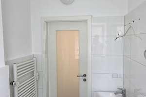 Bezugsfertige 2,5-Zimmerwohnung, komfortabel mit Stellplatz,  in beliebter  Friedenauer Kiezlage  – Die vollständige Adresse der Immobilie erhältst du vom Anbieter., 12161 Friedenau, Berlin – Vorschaubild 17