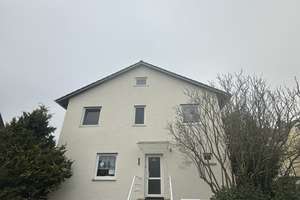 Doppelhaushälfte in ruhiger Lage in Heilbronn-Sontheim – Die vollständige Adresse der Immobilie erhältst du vom Anbieter., 74081 Sontheim, Heilbronn – Vorschaubild 4