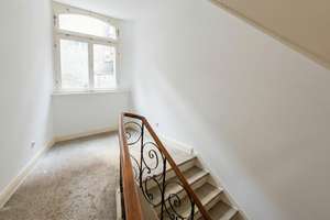 Stilvolle Loftwohnung im Wiesbadener Westend – 106 m², zwei Balkone und ruhige Innenhoflage – Die vollständige Adresse der Immobilie erhältst du vom Anbieter., 65195 Westend / Bleichstraße, Wiesbaden – Vorschaubild 24