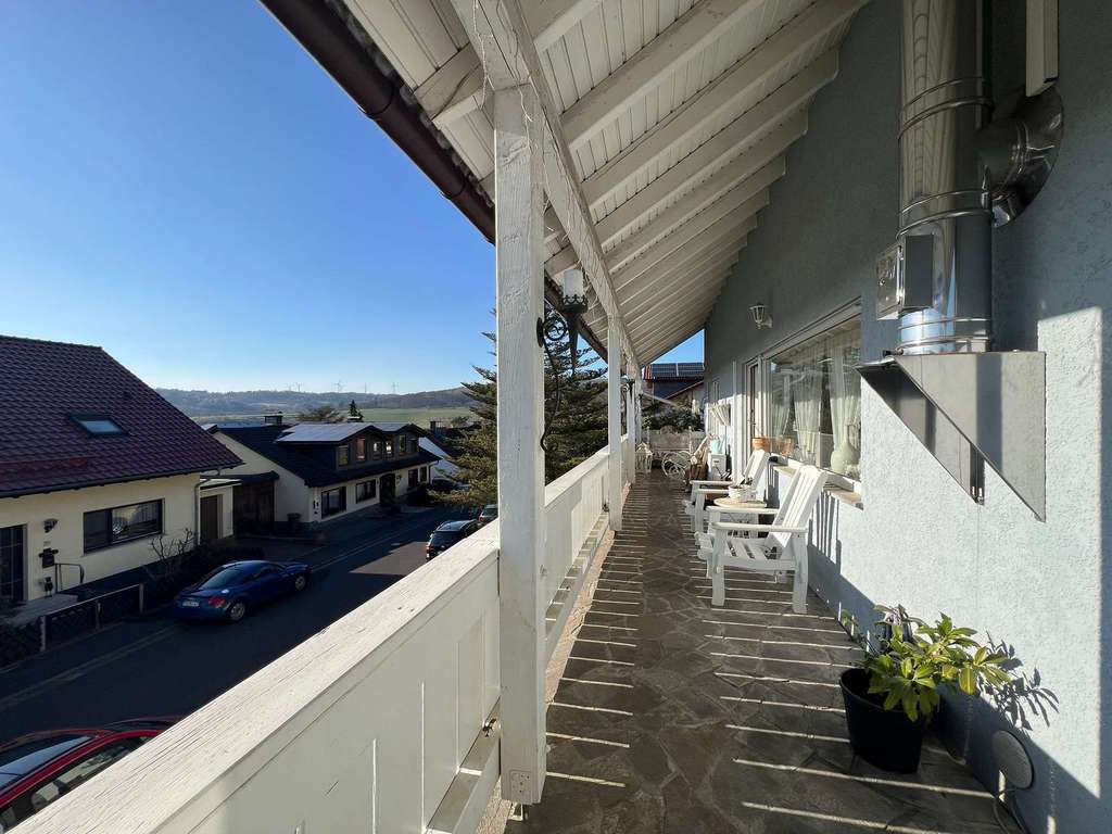 Immobilie in Brachttal - Leben wie im Urlaub – Gepflegtes Ein-bis Zweifamilienhaus in ruhiger Wohnlage - Bild 4