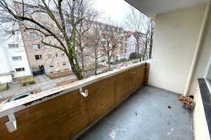 Für Renovierungsfreudig - Kompakte 1-Zimmer Wohnung mit Balkon! – Burgemeisterstr. 11, 12103 Tempelhof, Berlin – Vorschaubild 4