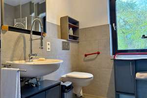 **Großzügiges Zuhause mit Wintergarten & Doppelgarage Nähe Prüm** – Die vollständige Adresse der Immobilie erhältst du vom Anbieter., 54597 Rommersheim – Vorschaubild 11