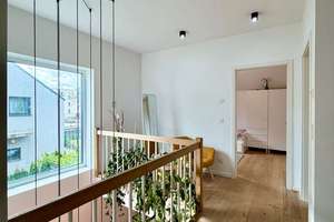 Neuwertiges Einfamilienhaus mit Lichthof, Garten, Aufzugschacht und barrierearmer Planung – Die vollständige Adresse der Immobilie erhältst du vom Anbieter., 12349 Britz, Berlin – Vorschaubild 17