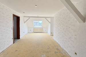 Bezugsfreie 2-Zimmer-Dachgeschosswohnung mit Charme und Gestaltungspotenzial – Waldstr. 30, 13403 Reinickendorf (Ortsteil), Berlin – Vorschaubild 7