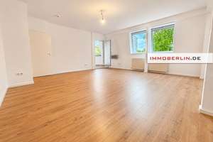 IMMOBERLIN.DE - Frisch sanierte Dachgeschosswohnung mit Sonnenterrasse in gefragter Steglitzer Lage – Die vollständige Adresse der Immobilie erhältst du vom Anbieter., 12167 Steglitz, Berlin – Vorschaubild 2