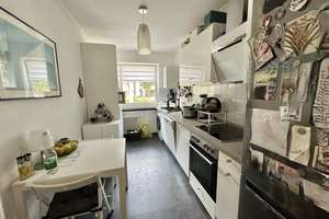 GEPFLEGTE WOHNUNG MIT BALKON UND GUTER INFRASTRUKTUR VOR DER HAUSTÜR – Flachstraße 3, 65199 Dotzheim, Wiesbaden – Vorschaubild 6