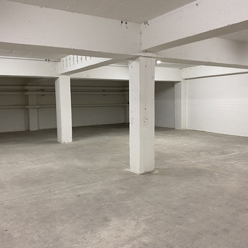 ca. 500 m² Lagerfläche mit Lastenaufzug