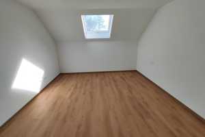 Kaufen & Einziehen: Neuwertige Doppelhaushälfte m. 162m² Wohnfläche, Balkon, Terrasse & Stellplatz – Hohenlohekreis – Vorschaubild 26
