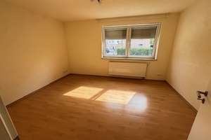 Großzügiges Wohnhaus für 3 Familien in BEST - LAGE von Weiden OST – Die vollständige Adresse der Immobilie erhältst du vom Anbieter., 92637 Weiden-Ost II, Weiden in der Oberpfalz – Vorschaubild 10