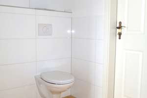 Wunderschöne 3-Zi Altbauwohnung mit grossem Dachboden – Die vollständige Adresse der Immobilie erhältst du vom Anbieter., 65195 Westend / Bleichstraße, Wiesbaden – Vorschaubild 16