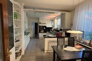 Ein Haus – unzählige Möglichkeiten! Großzügiges Wohnen mit Entwicklungspotenzial in Oldenburg – Die vollständige Adresse der Immobilie erhältst du vom Anbieter., 26127 Dietrichsfeld, Oldenburg (Oldenburg) – Vorschaubild 3
