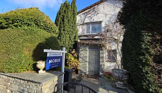 Bild von Sanierungsbedürftiges EFH mit vielen Optionen auf wunderschönem Südgrundstück!