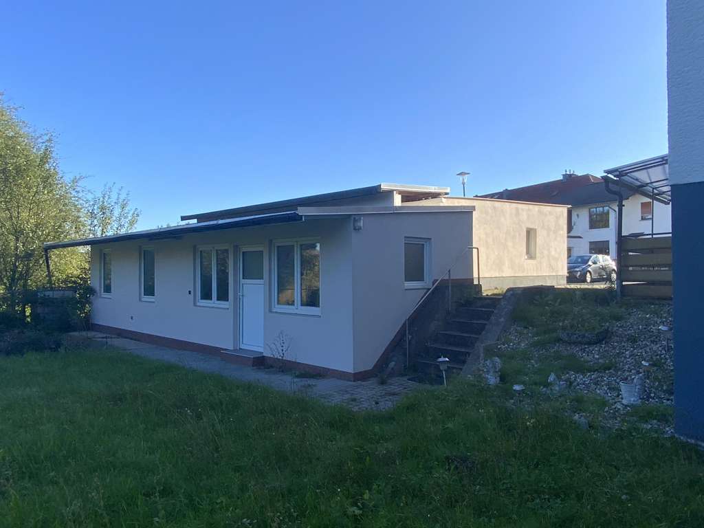 Immobilie in Rodenbach - Modernisiertes Dreifamilienhaus - Teilungserklärung liegt bereits vor - 2 Garagen - Bild 4