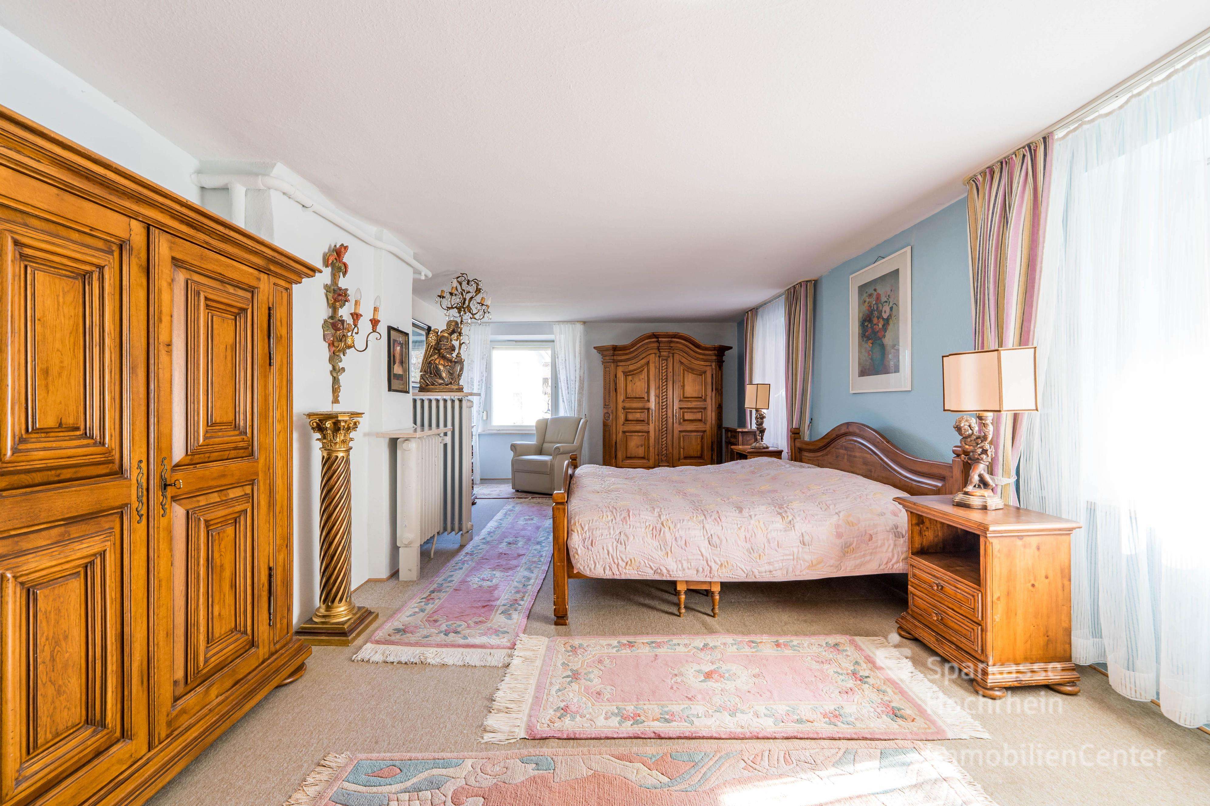 Immobilie in Görwihl - Ein-/Zweifamilienhaus mit Villencharakter und pflegeleichter Außenanlage - Bild 6