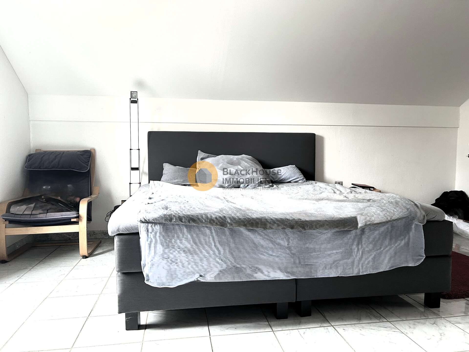 Immobilie in Hepberg - Bezahlbarer Wohnraum mit großem Grundstück in schöner Ortsrandlage - Bild 7