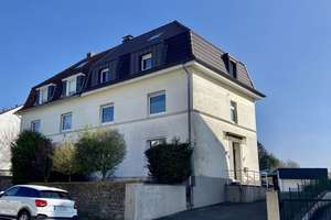 Attraktives Dreifamilienhaus mit Garten in direkter Nähe zur Trasse
