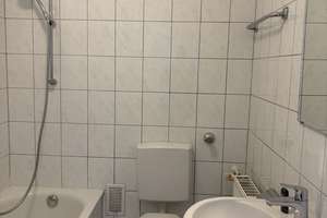 Helle, gut geschnittene 2-Zimmer-Wohnung mit Balkon Nähe Werhahn – Die vollständige Adresse der Immobilie erhältst du vom Anbieter., 40211 Stadtmitte, Düsseldorf – Vorschaubild 10