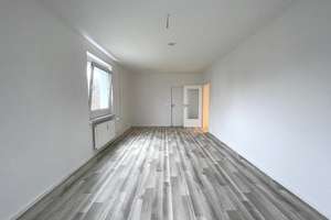 Charmante 4 Raum Wohnung mit Badewanne und Personenaufzug – Straße Usti nad Labem 15, 9119 Kappel, Chemnitz – Vorschaubild 4