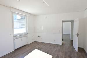 BO-Innenstadt - Helle 3,5 Zimmer Wohnung mit großer Dachterasse und Balkon zum entspannen! – Nordring 64, 44787 Gleisdreieck, Bochum – Vorschaubild 3