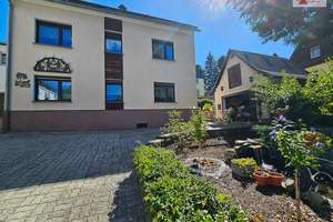 Ihr neues Zuhause in Beierfeld – Großzügiges Einfamilienhaus mit Garten und Garage – Die vollständige Adresse der Immobilie erhältst du vom Anbieter., 8344 Grünhain-Beierfeld – Vorschaubild 1