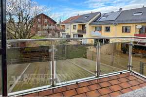 Ihr neues Zuhause in Hildrizhausen: Sonniger Garten, zwei Stellplätze und Raum für die ganze Familie – Böblingen (Kreis) – Vorschaubild 5