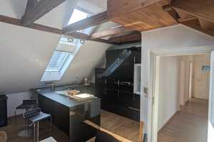 Riesenfeld, Kantstraße, Nähe Olympiapark: Helle, top-moderne Altbau-Galerie-Wohnung mit Charme! – Kantstraße 24, 80809 München – Vorschaubild 4