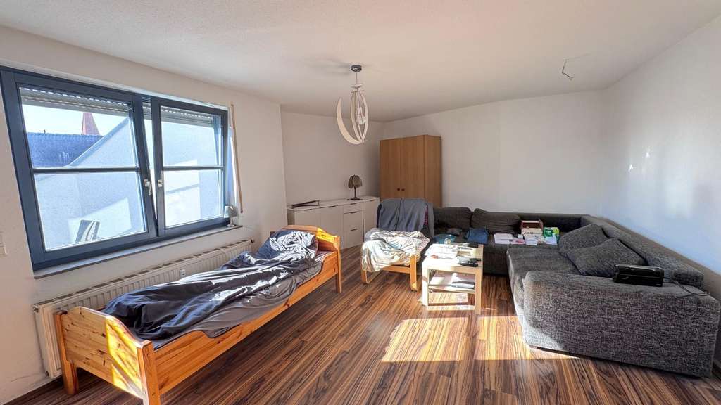 Immobilie in Ditzingen - Kapitalanlage oder Eigenheim: 1,5 Zimmer mit Aussicht - Bild 4