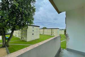 Gut geschnittene 3-Zi.-Wohnung mit Balkon! – Theodor-Heuss-Ring 122, 51377 Steinbüchel, Leverkusen – Vorschaubild 3