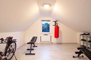 Property thumbnail 8