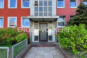 City-Living in Bremen: Modernisierte 3-Zimmer-Wohnung mit Südbalkon und Tiefgarage