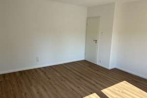 Helle 3-Zimmer Wohnung in Karlsruhe-Hagsfeld – Hirschäckerstraße 2A, 76139 Hagsfeld, Karlsruhe – Vorschaubild 3
