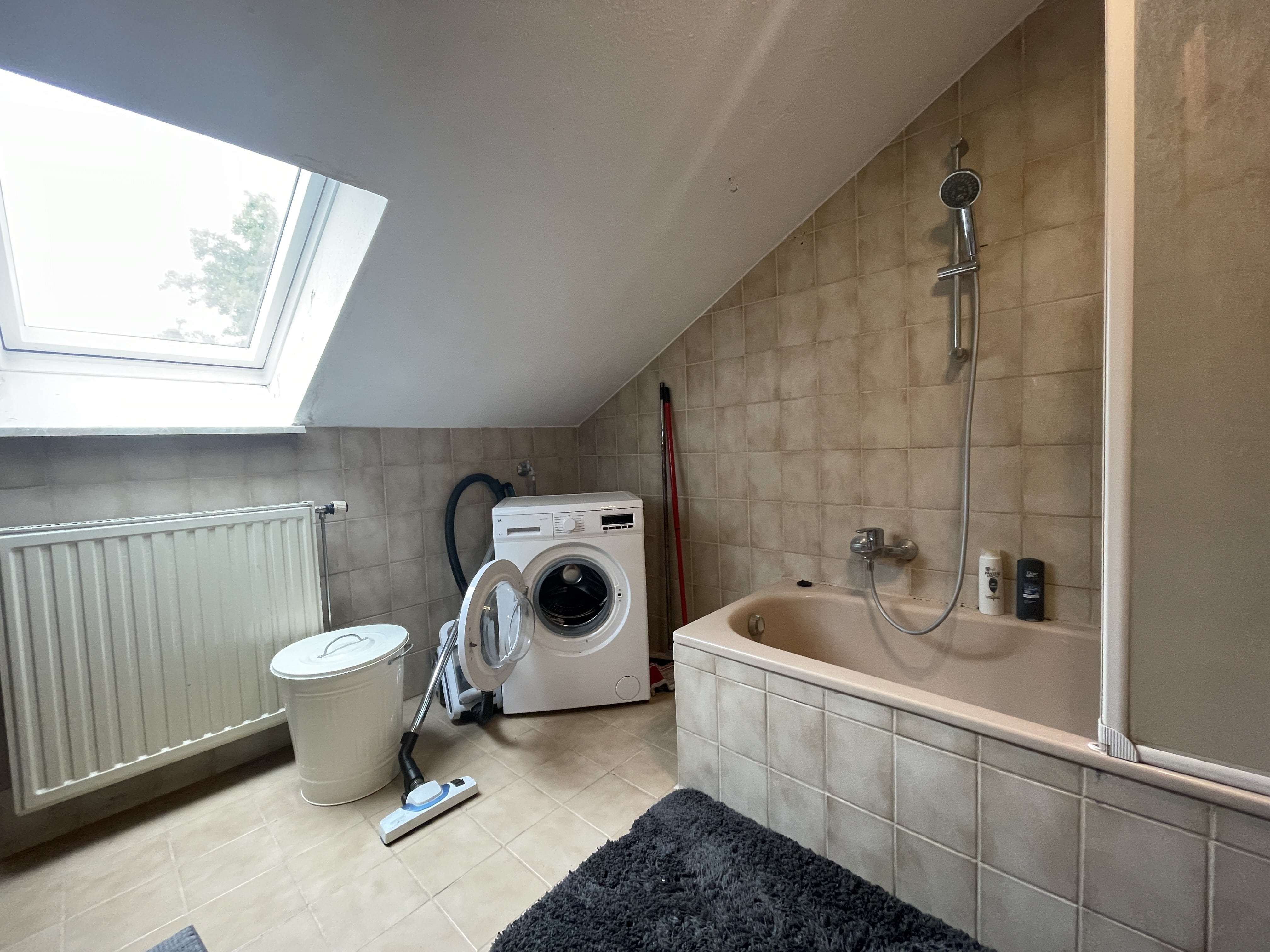 Immobilie in Peißenberg - Gemütliche Dachgeschosswohnung in familiärer Wohnanlage. - Bild 3