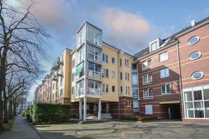 MIT Erbpacht - Bezaubernde Gartenwohnung, mediterranes Flair und auch noch nah am Rhein! – Steinkribbenstraße 7, 40597 Benrath, Düsseldorf – Vorschaubild 13