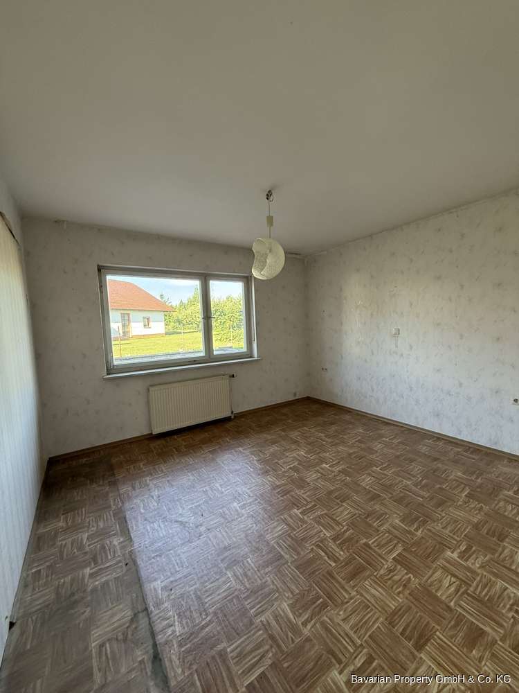 Immobilie in Geiselhöring - Viel Platz für die Familie: Zweifamilienhaus auf 970 m² Grundstück - Bild 7