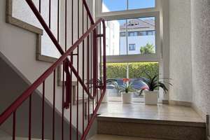In Uni Nähe - Schöne 2 Raum Wohnung mit Balkon, Einbauküche und Stellplatz zu vermieten – Lindenaustraße 4, 9126 Bernsdorf, Chemnitz – Vorschaubild 4