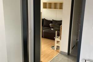 Befristete Untermiete: Möblierte 2-Zimmer-Wohnung mit Dachterrasse & Tiefgarage – Roseggerstraße 1, 93051 Kumpfmühl-Ziegetsdorf-Neuprüll, Regensburg – Vorschaubild 6