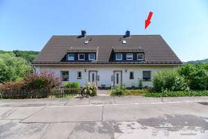 Gepflegte Doppelhaushälfte
- Keller - Garten - Garage - – Die vollständige Adresse der Immobilie erhältst du vom Anbieter., 58579 Schalksmühle – Vorschaubild 1
