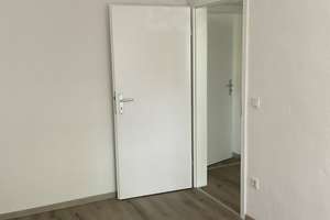 Sehr schöne 3 Zimmer Wohnung mit Balkon in Gelsenkirchen zu vermieten – Grimmstraße 26, 45883 Heßler, Gelsenkirchen – Vorschaubild 9