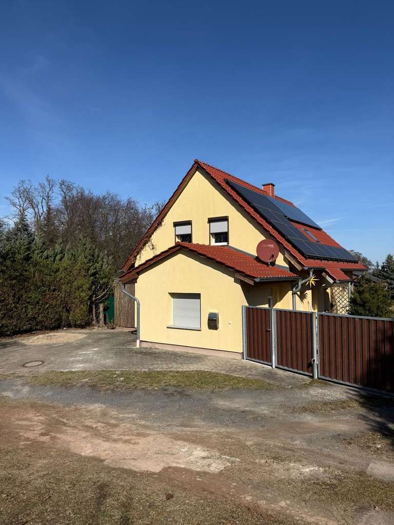 Immobilie in Lindendorf - Idyllisches Einfamilienhaus mit großem Grundstück und Weitblick in Lindendorf - Bild 2