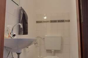 Gepflegte 3-Zimmer-Wohnung mit Balkon in KA-Hagsfeld – Hallesche Allee 4, 76139 Hagsfeld, Karlsruhe – Vorschaubild 8