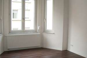 Zentral gelegene 3-Zimmer-Wohnung im gepflegten Altbau – Die vollständige Adresse der Immobilie erhältst du vom Anbieter., 70190 Stöckach, Stuttgart – Vorschaubild 3